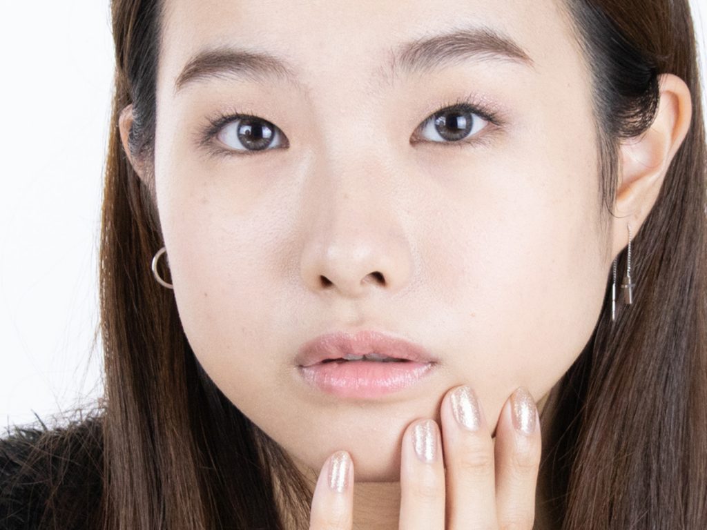 トレンドは抜け感×︎扇形今ドキまつげの作り方