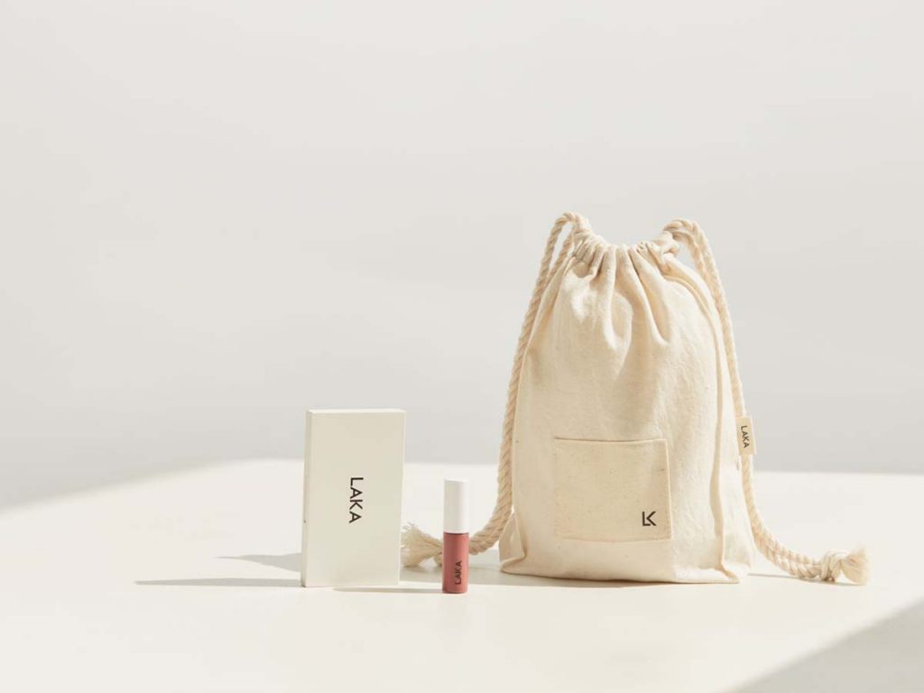 「LAKA」より日本限定コフレが登場！洗練されたニュアンスのある目元に