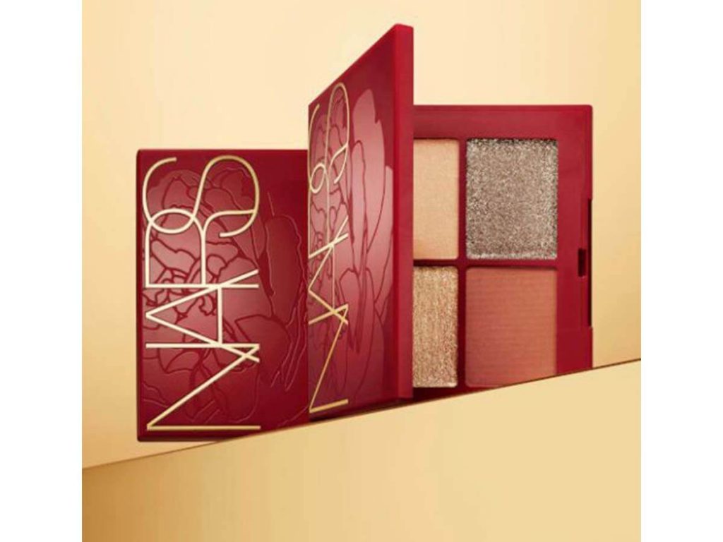 高級感あふれる赤パッケージ「NARS」新年限定コレクション発売