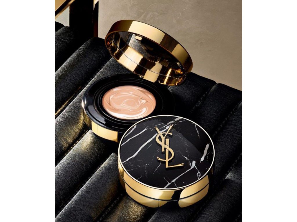 「YSL」史上初！3 in 1 クリームファンデーション